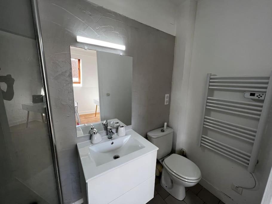 Le Lyautey - Appart Neuf Centre-Ville Chateaudun Luaran gambar